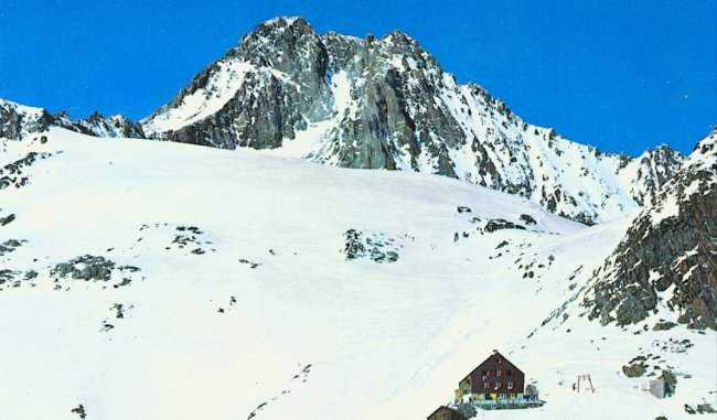 Finsteraarhorn from the Finsteraarhorn hut