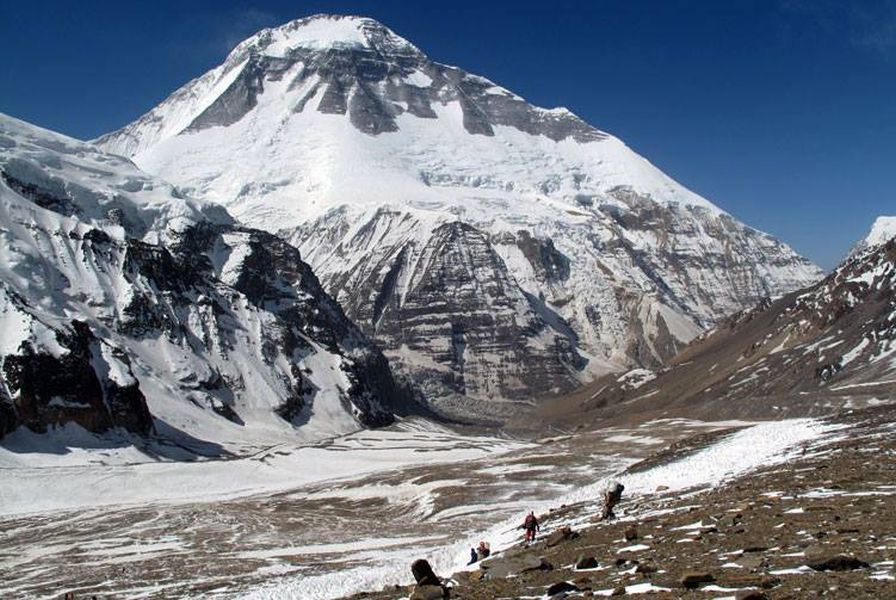 Dhaulagiri I on ascent to French Pass