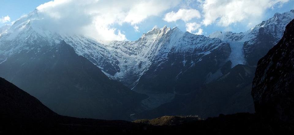 Langtang Lirung and Kimshung