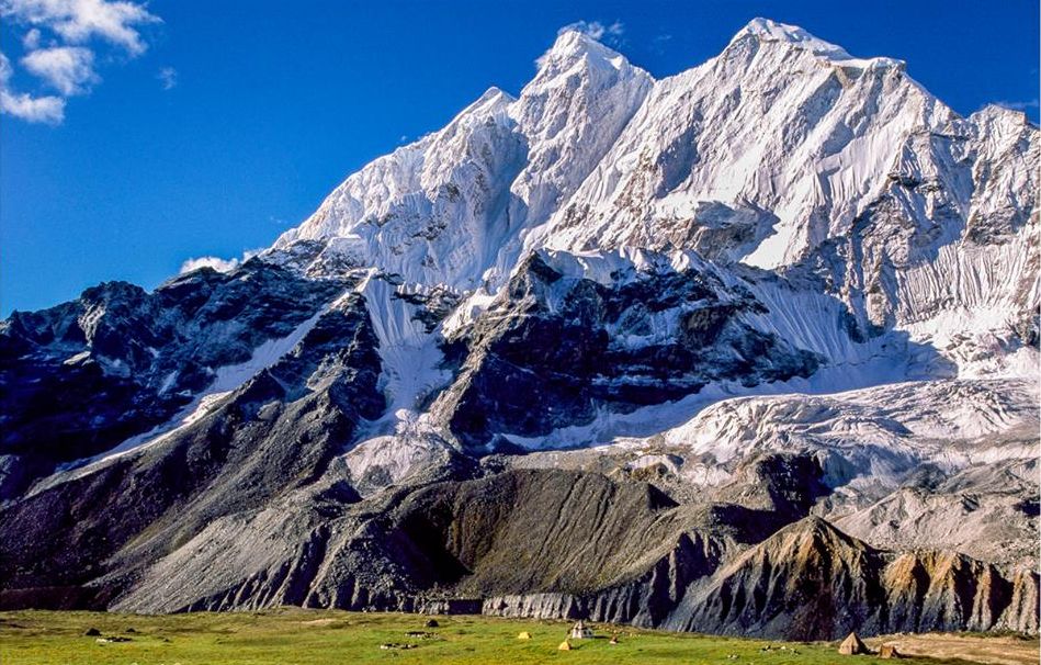 Chomo Lonzo from Kangshung Valley