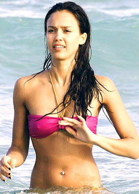 Dark Angel ( Jessica Alba ) at seaside