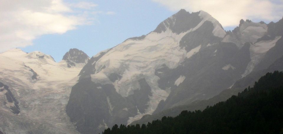 Piz Bernina ( 4049 metres ) in the Italian Alps