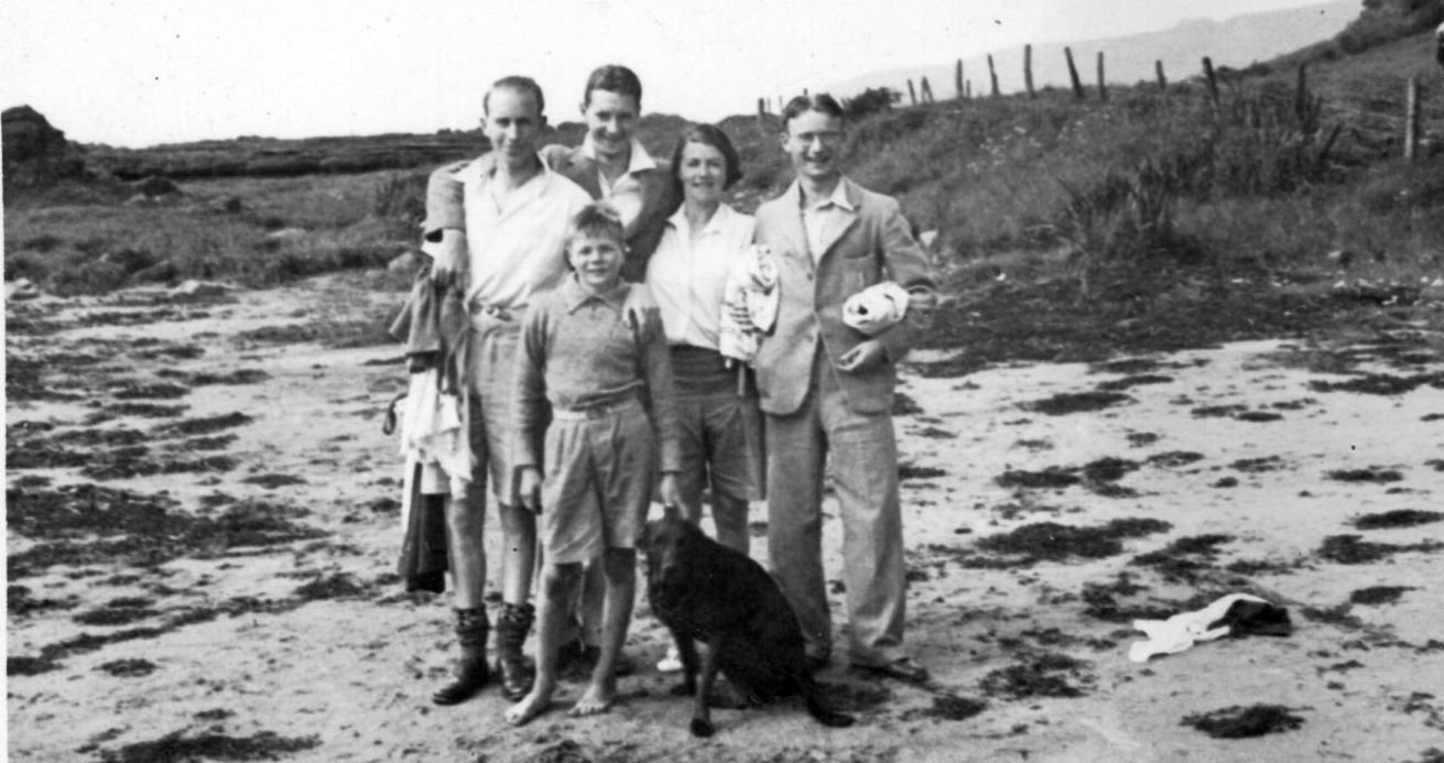 Charlotte Ingram, Roy Ingram, Eric Ingram, Charles Welch Ingram on Isle of Arran