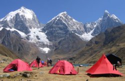 http://WWW.PERUTREKKINGCLIMBING.COM