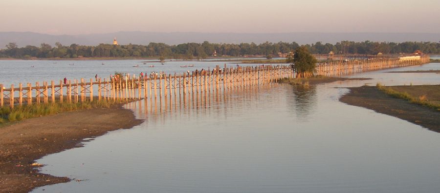 U Bein's Bridge over Taung-thaman Lake