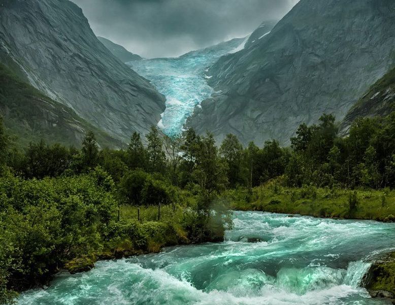 Briksdalsbreen Glacier in Norway