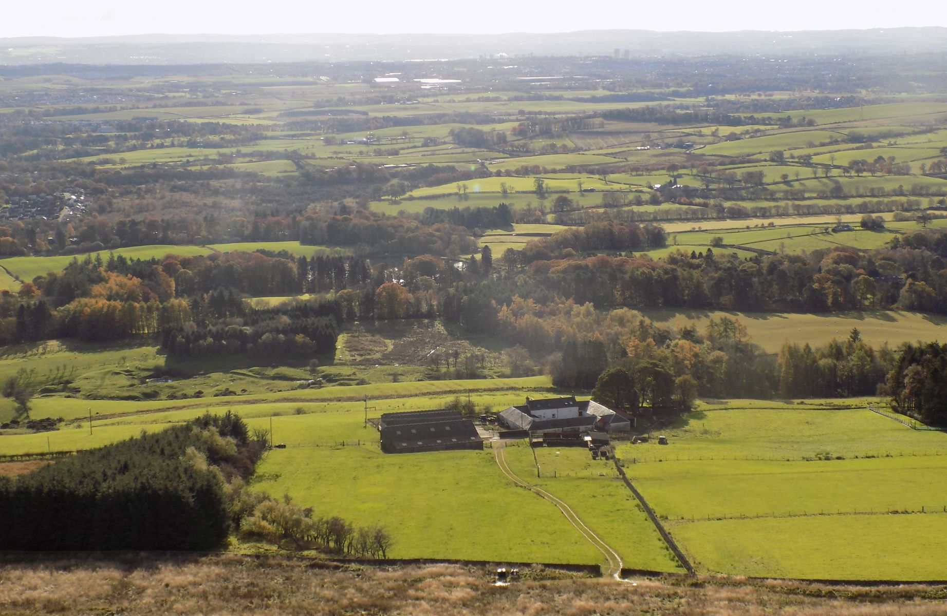 Gartmore Farm on ascent to Cort-ma Law