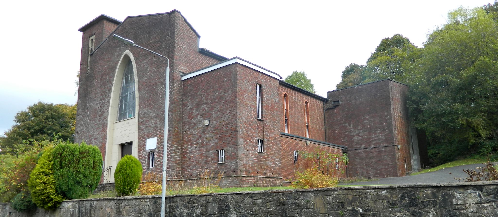 Church at Goldenhill Park in Duntocher