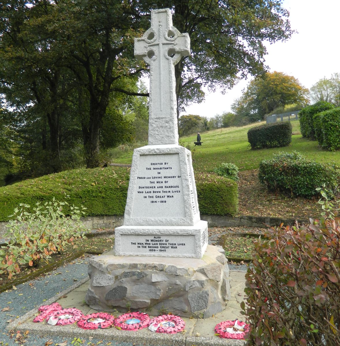 War Memorial in Goldenhill Park