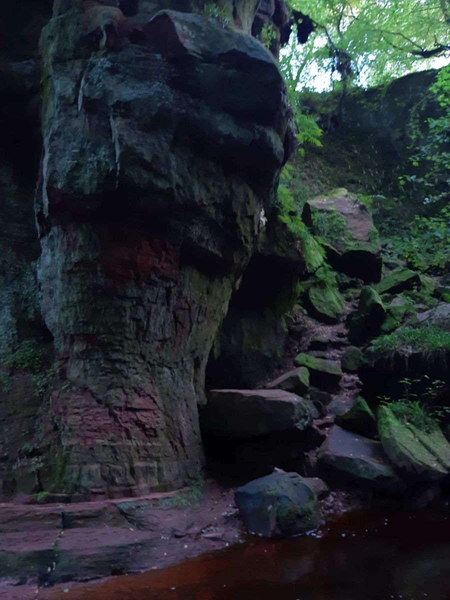 Gorge of Carnoch Burn in Finnich Glen