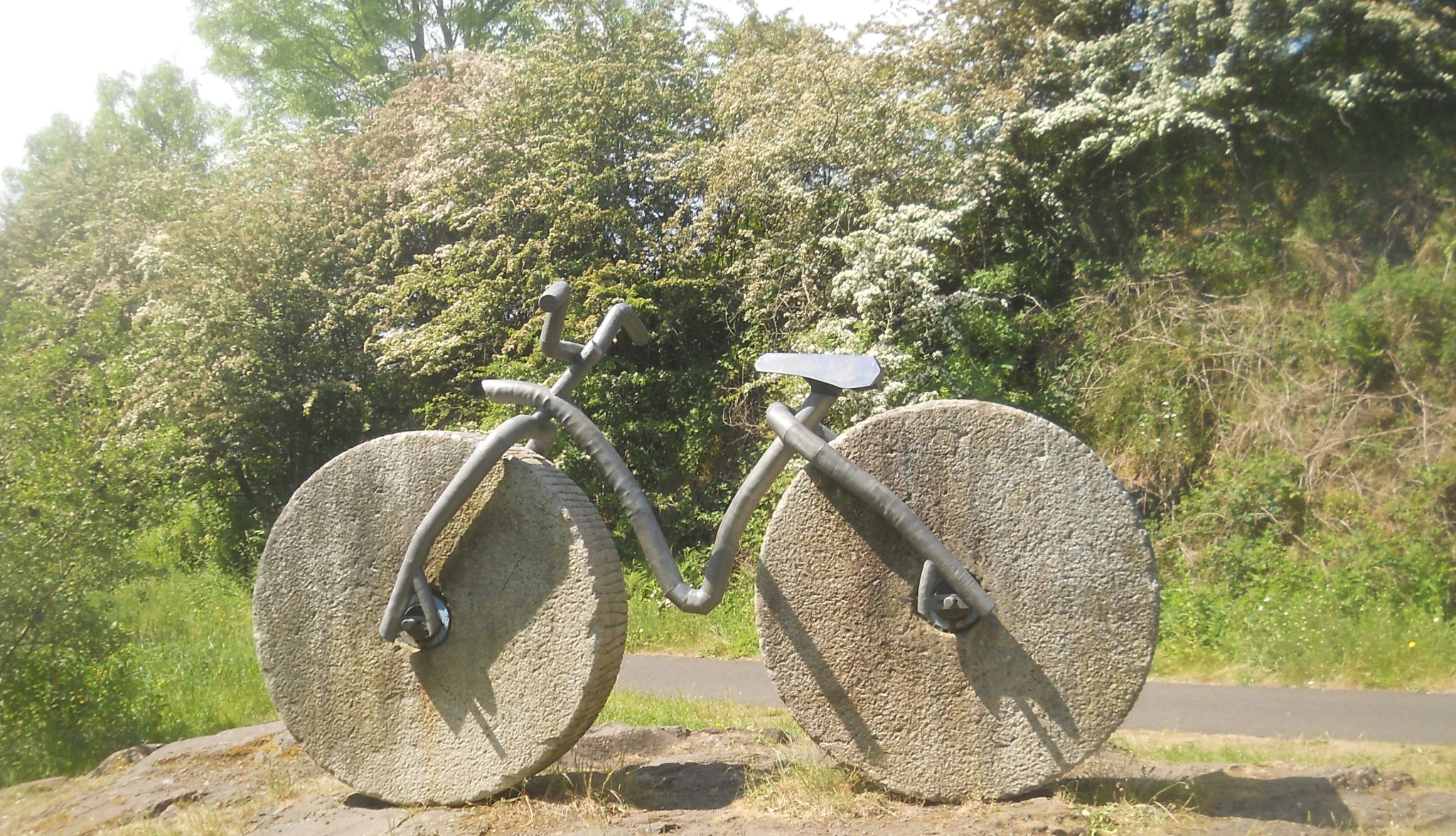 NCR7 Cycle Route through Castle Semple Country Park