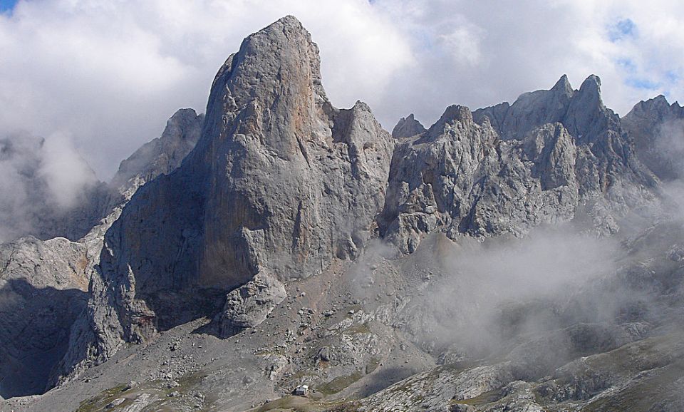 Vega de Urriellu in Picos de Europa