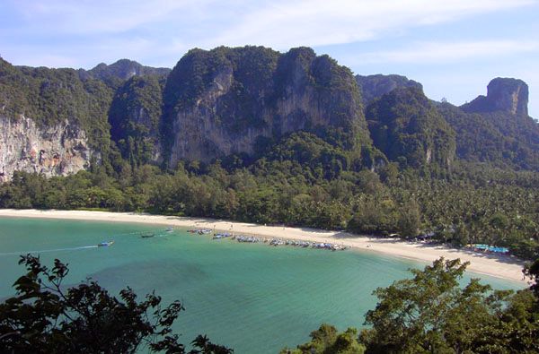 Hat Rai Leh ( West ) at Phra Nang near Krabi in Southern Thailand