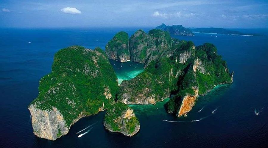 Ko Phi Phi in Phang Nga Bay in Southern Thailand