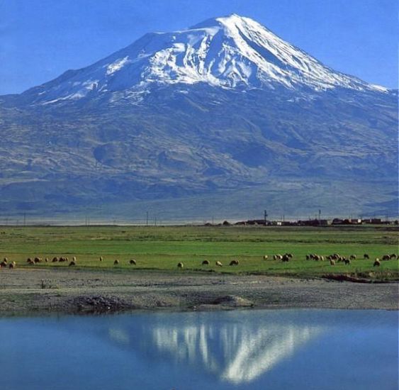 Mount Ararat ( Agri Dag ) 5165 metres - highest mountain in Turkey