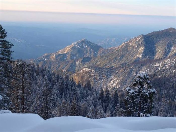 Valley view from Sequoia National Park