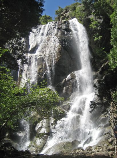 Waterfall in King's Canyon National Park